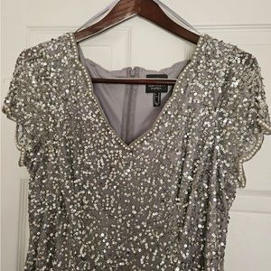 Adrianna Pappell Scallop Beaded Vneck Gown Size 14